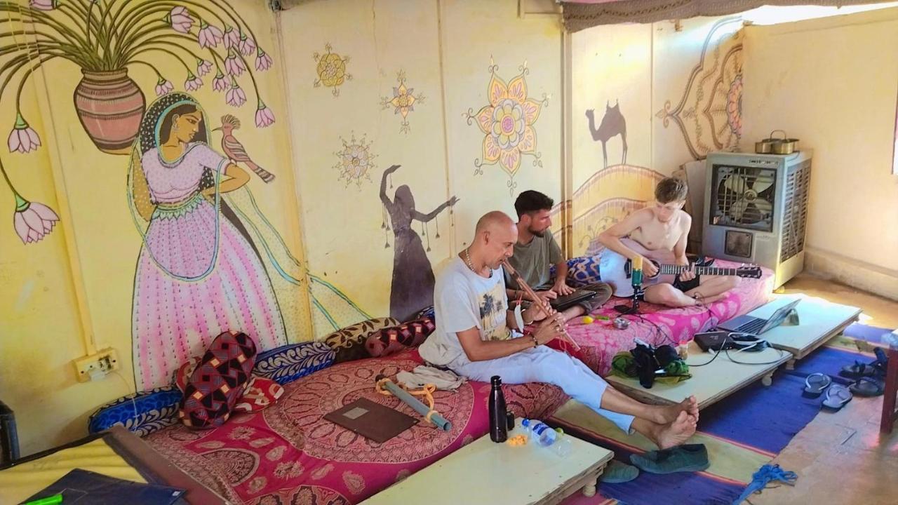 Hostel Little Prince Home Stay Jaisalmer Ngoại thất bức ảnh