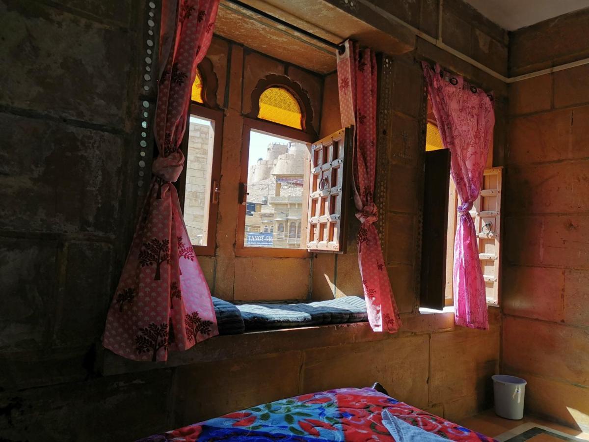 Hostel Little Prince Home Stay Jaisalmer Ngoại thất bức ảnh