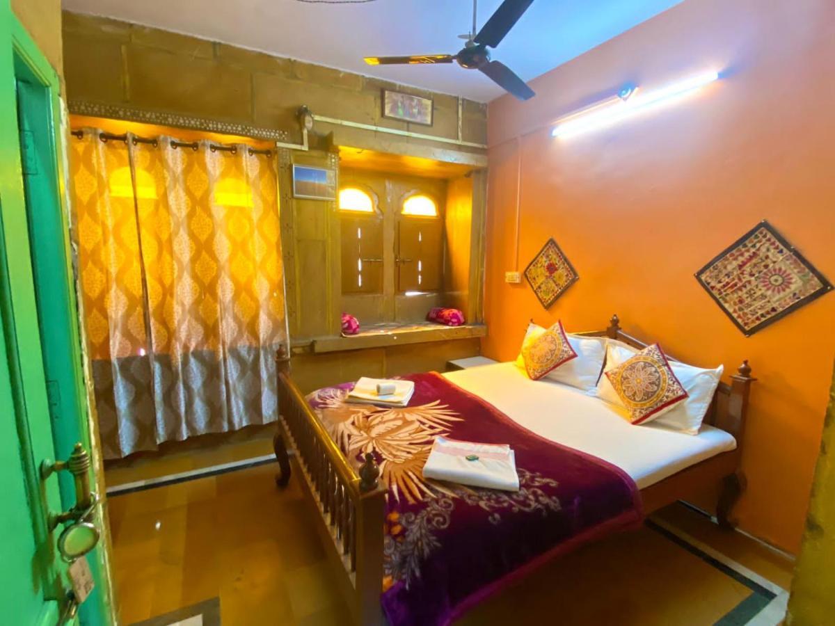 Hostel Little Prince Home Stay Jaisalmer Ngoại thất bức ảnh