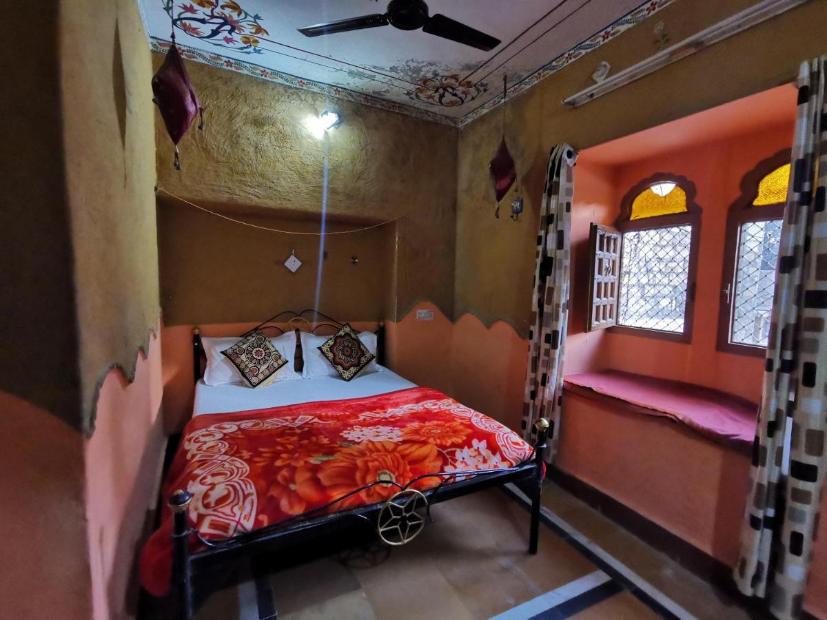 Hostel Little Prince Home Stay Jaisalmer Ngoại thất bức ảnh