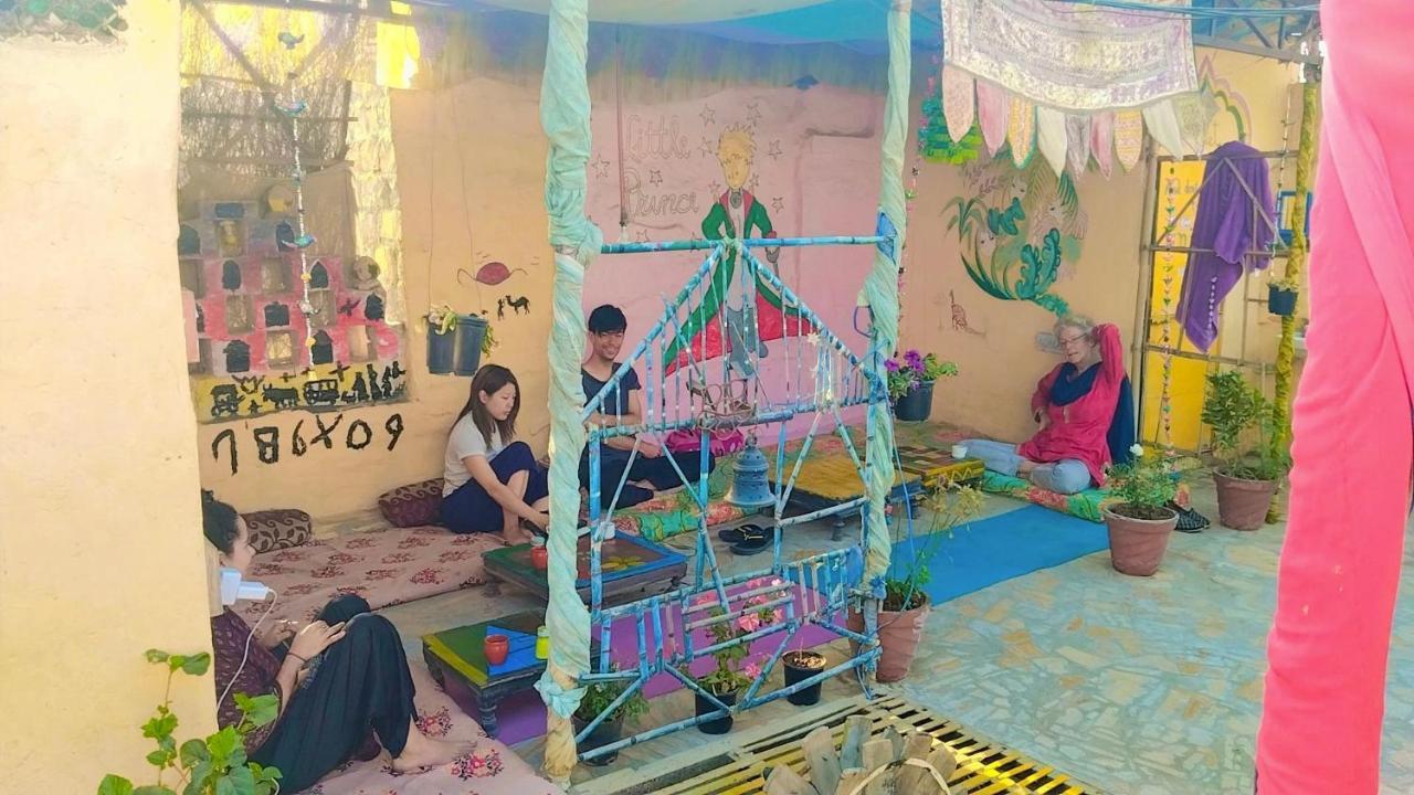 Hostel Little Prince Home Stay Jaisalmer Ngoại thất bức ảnh